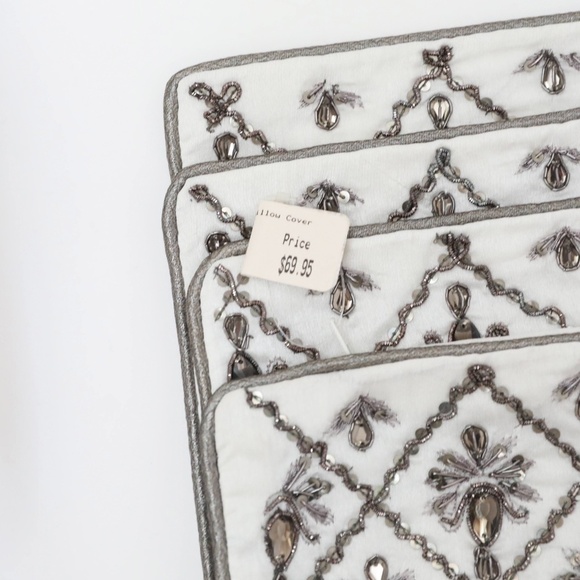 NWT Beaded Cushion Cover Holiday Embellished White Pillowcase Christmas NYE Lux - Picture 5 of 7